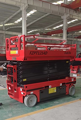 Self-propelled Scissors Lifting Platform