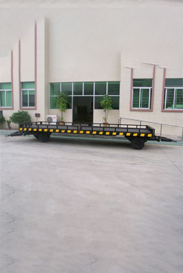 Handle Equipment Flatbed Trailer